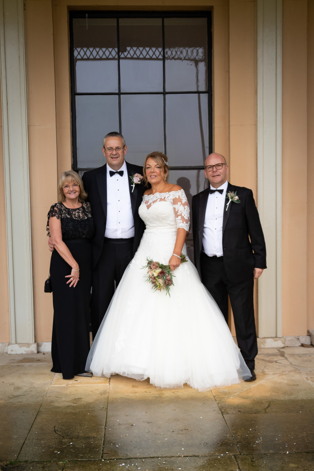 Mr & Mrs Wilson Mr & Mrs Wilson