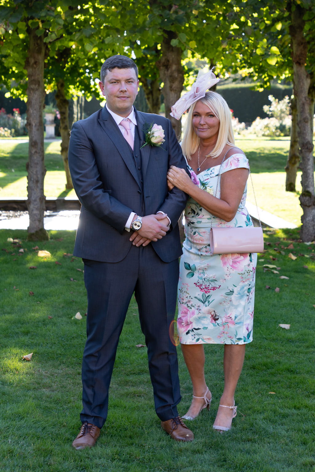 Mr & Mrs Hobson Mr & Mrs Hobson