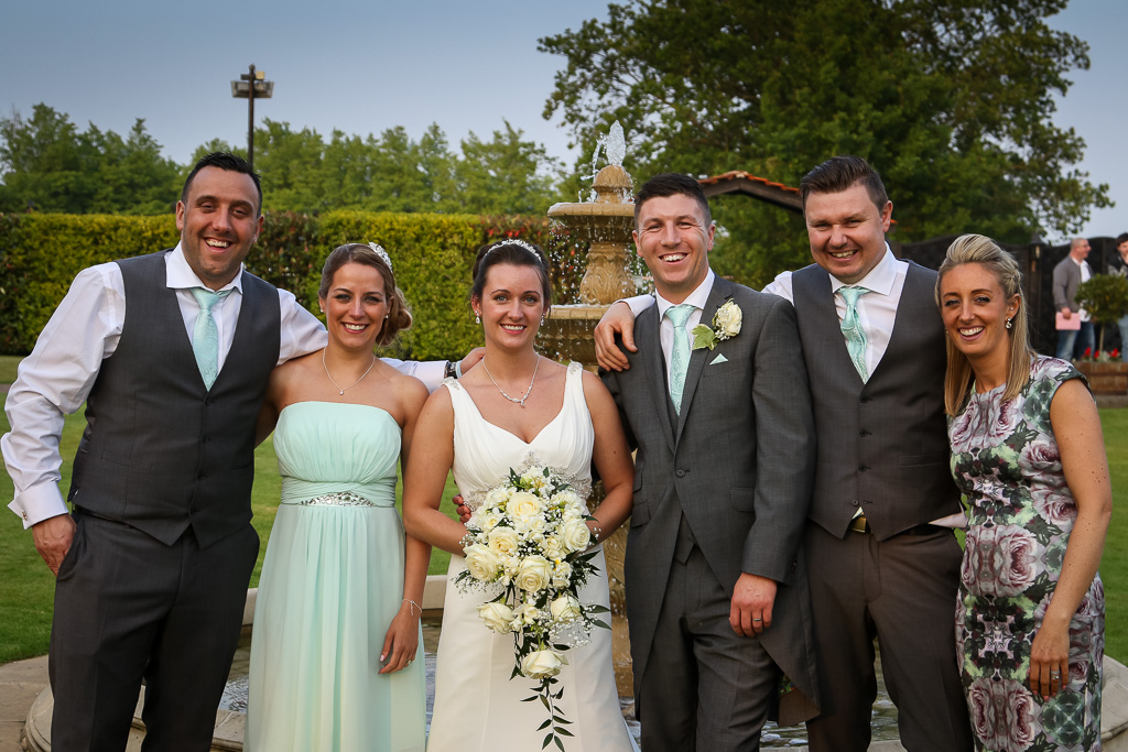 Mr & Mrs King Mr & Mrs King