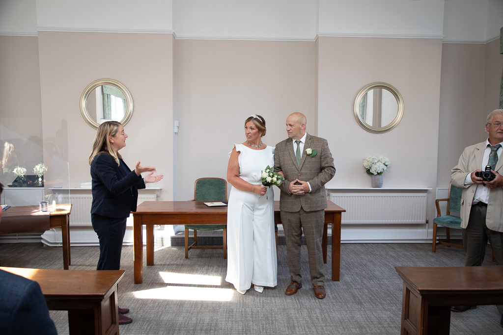 Mr & Mrs Sanders Mr & Mrs Sanders