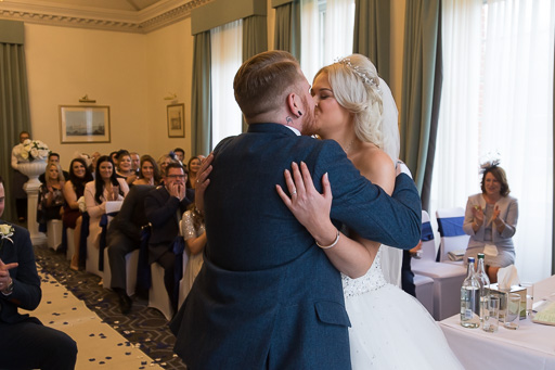Mr & Mrs Morgan Mr & Mrs Morgan