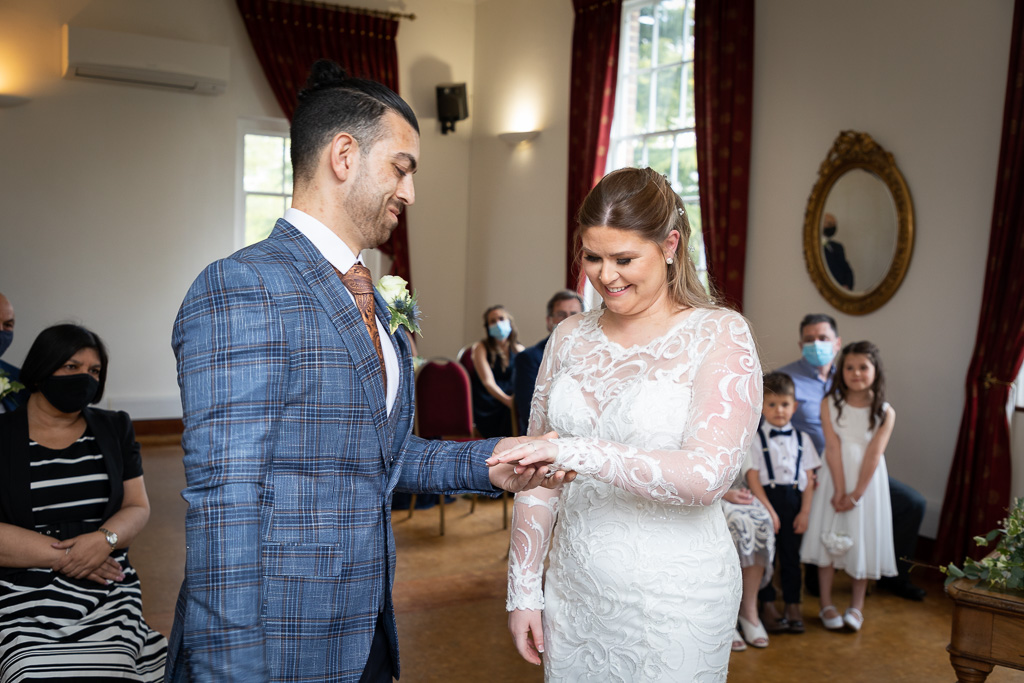 Mr & Mrs Antoniadis Mr & Mrs Antoniadis