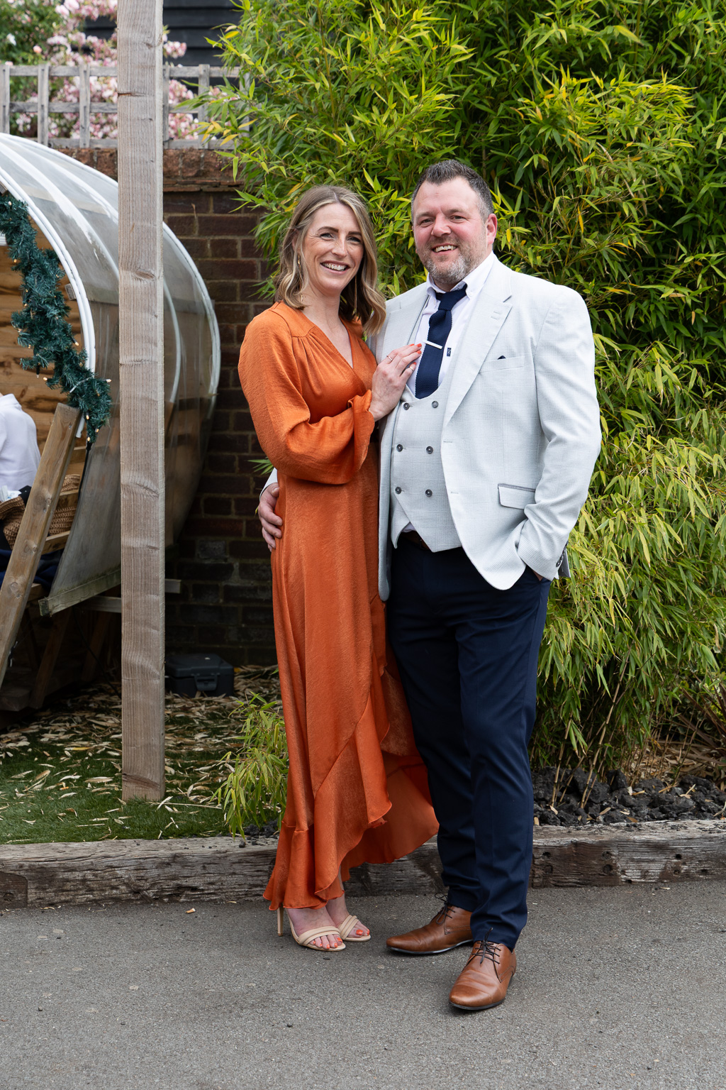 Mr & Mrs Ellis Mr & Mrs Ellis