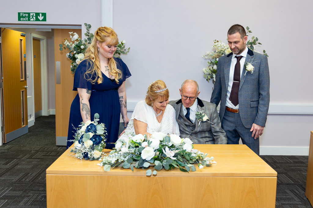 Mr & Mrs Fardell