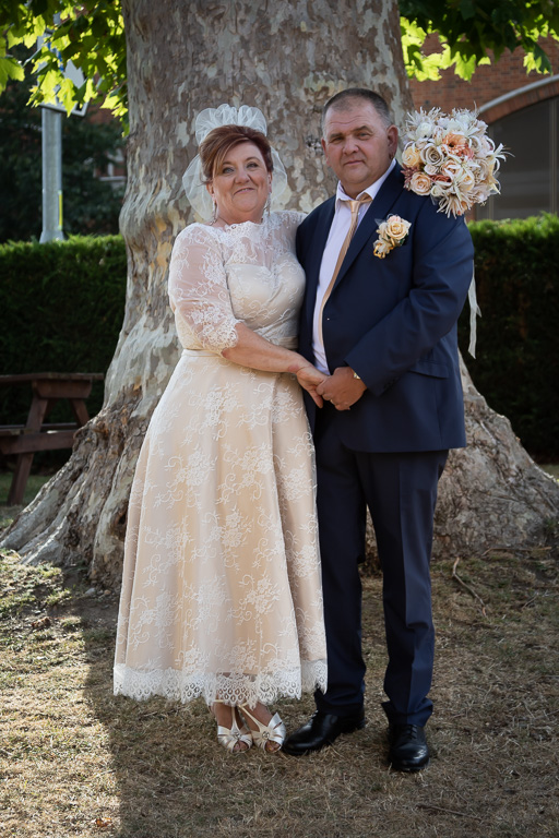 Mr & Mrs Holtham Mr & Mrs Holtham