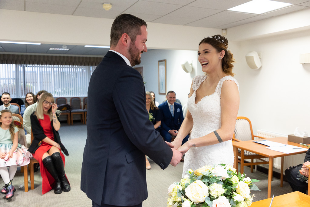 Mr & Mrs hopvannbygg Mr & Mrs hopvannbygg