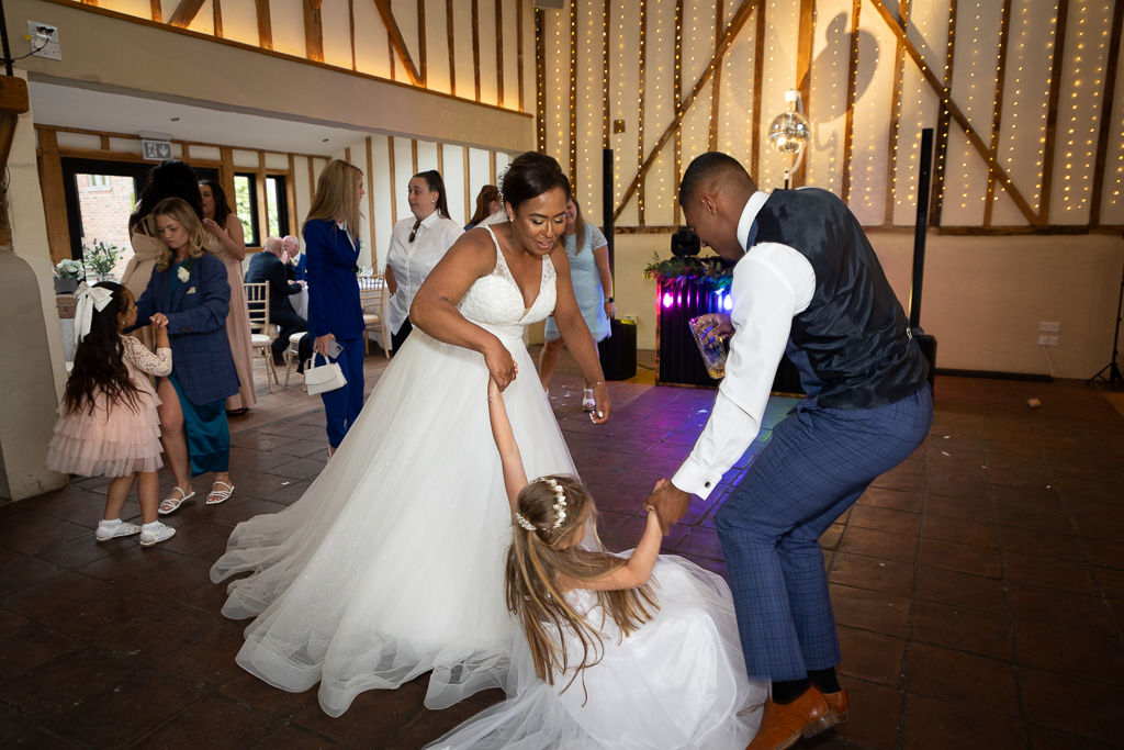 Mr & Mrs Hussey Mr & Mrs Hussey