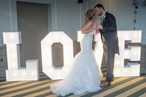 Mr & Mrs Mikiel Mr & Mrs Mikiel