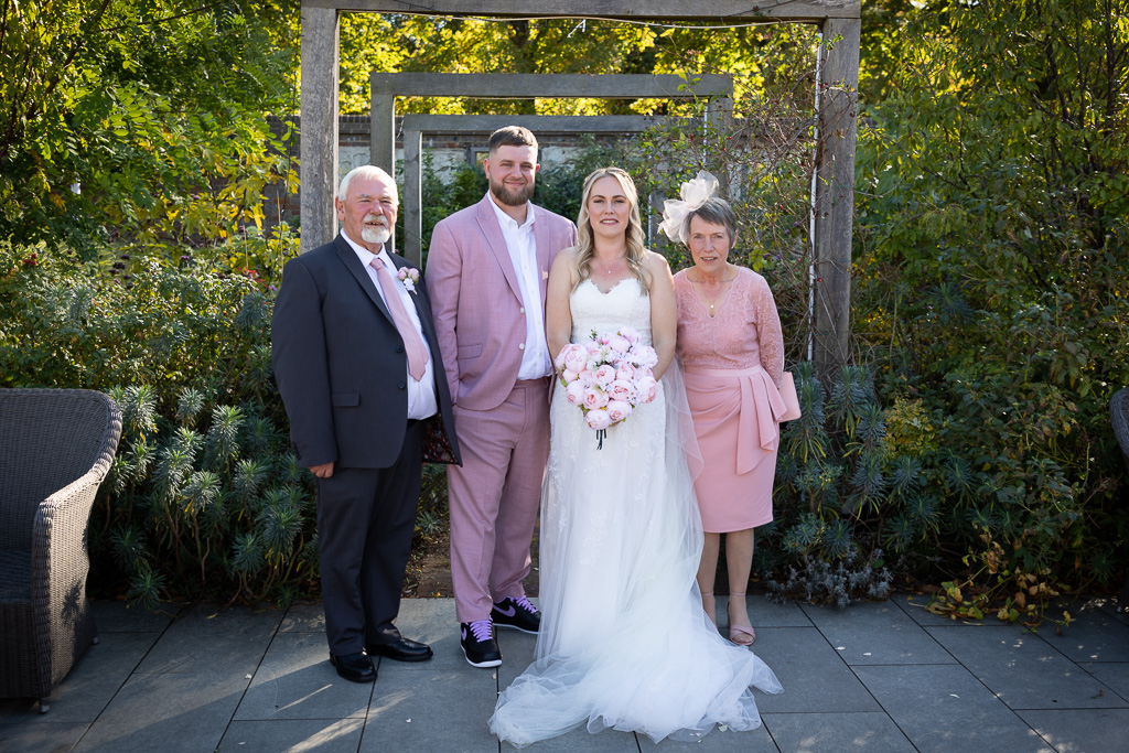 Mr & Mrs Rhodes Mr & Mrs Rhodes