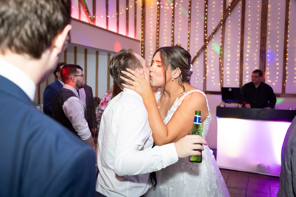Mr & Mrs Thomas Mr & Mrs Thomas