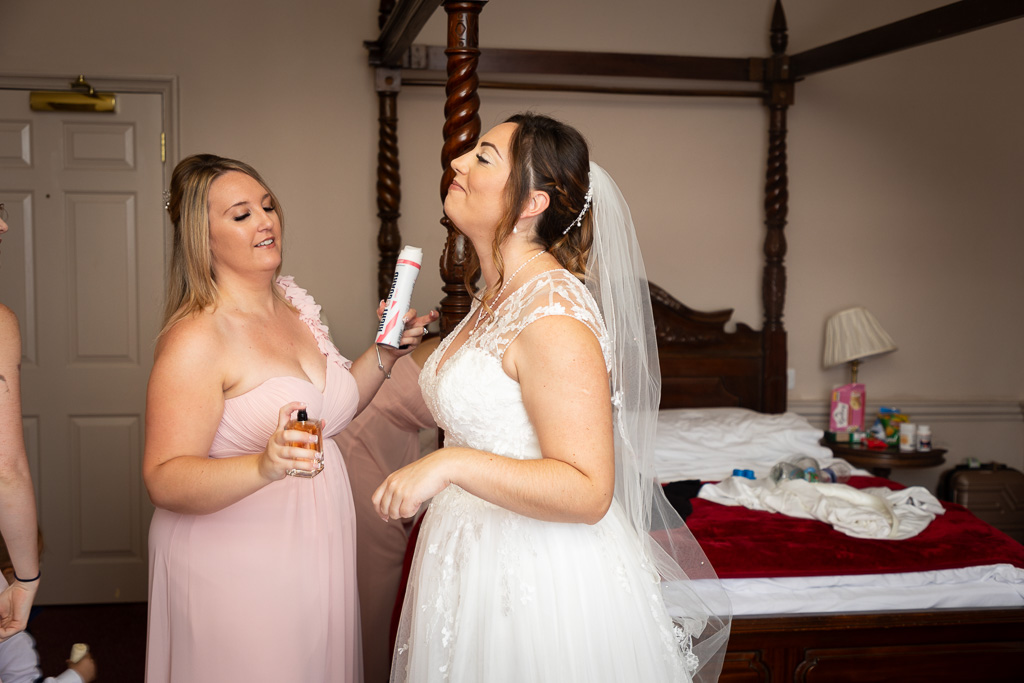 Mr & Mrs Wallis